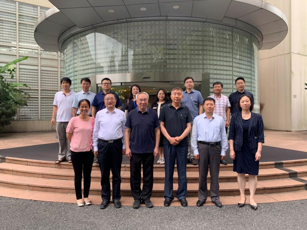 https://news.shu.edu.cn/__local/9/16/18/29F03CBAB8FD541DF895A3D8B13_8A873CE9_20FFE.jpg